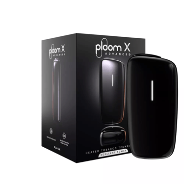 Ploom X Advanced Black a balenie - pohľad z ľavej strany a z prednej strany