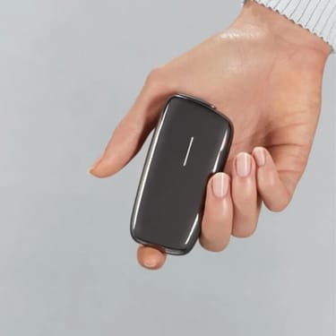 Ploom X Advanced Slate Grey v ruke