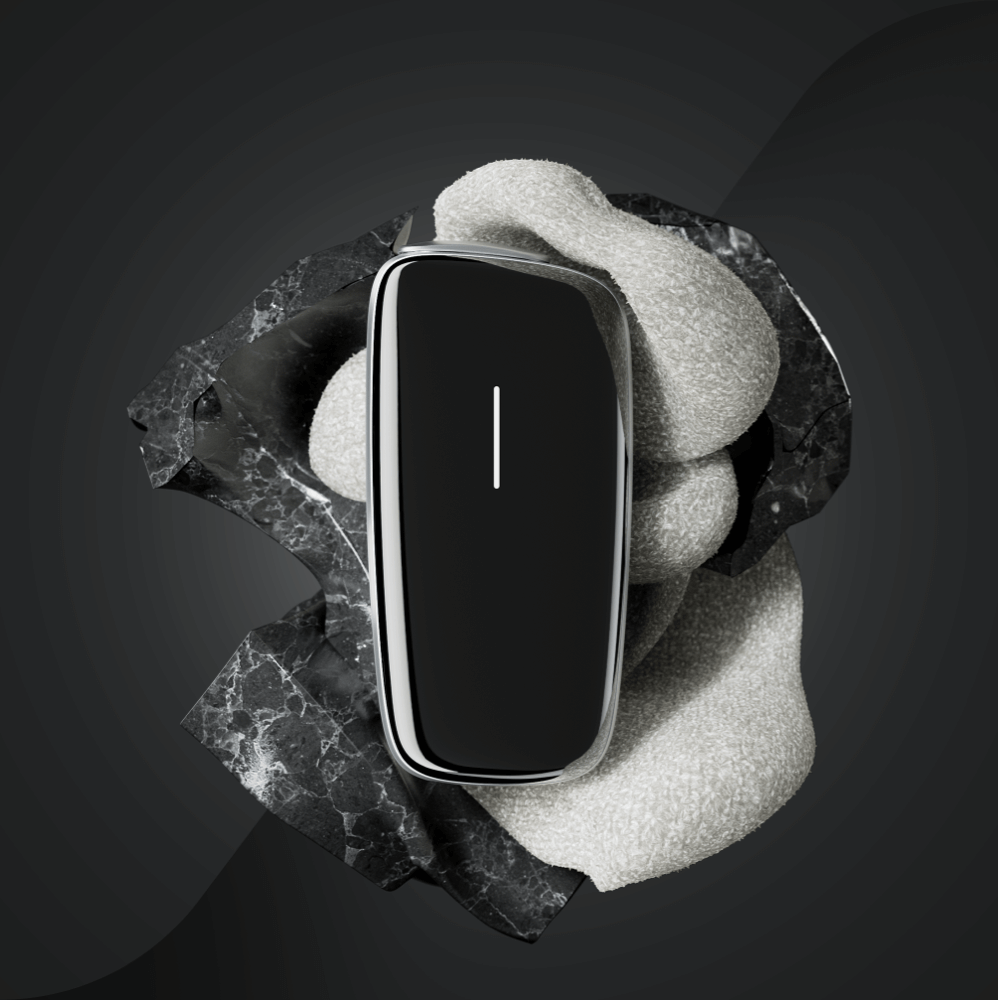 Ploom X Advanced Slate Grey predný kryt - umelecký záber na čiernom pozadí