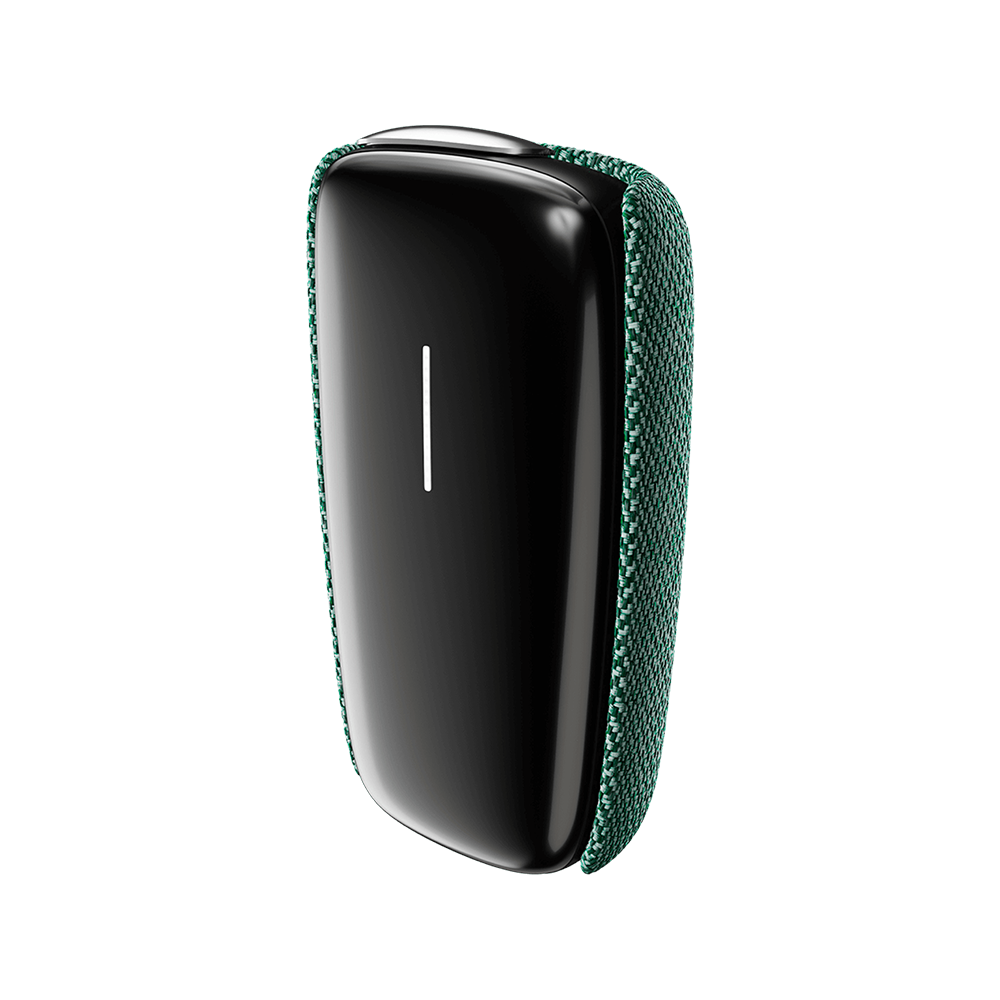 Čierný Ploom X Advanced so zeleným textilným zadným krytom Green - vnútorný pohľad na dĺžku so zariadením vo vnútri